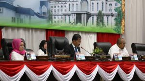 Ketua DPRD Kepri (Jumaga) Pimpin Paripurna. Foto Prokepri.com