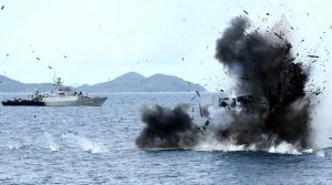 Salah satu kapal penangkap ikan ilegal yang ditenggelamkan di Laut Natuna akhir tahun 2015. Foto Internet