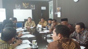Tim Pansus LPP APBD rapat bersama di kantor kemendagri di Jakarta. Foto Istimewa
