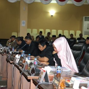 Jajaran anggota DPRD Kepri
